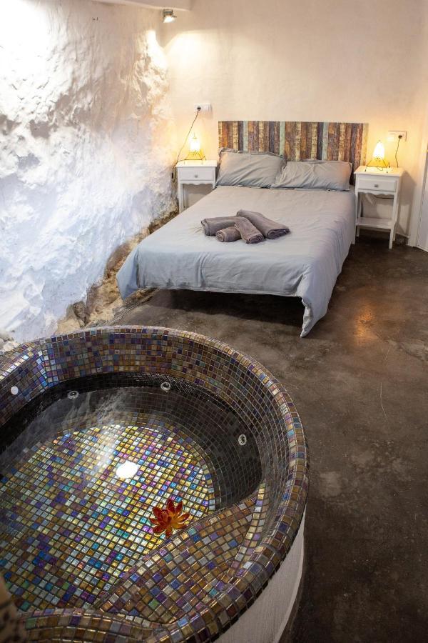 Fortress Jacuzzi Suites Xàtiva Exterior foto